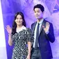 Song Joong Ki dan Song Hye Kyo tampil bersama setelah menikah. Keduanya tersenyum manis di depan para media. (Liputan6.com/IG/goxuan)