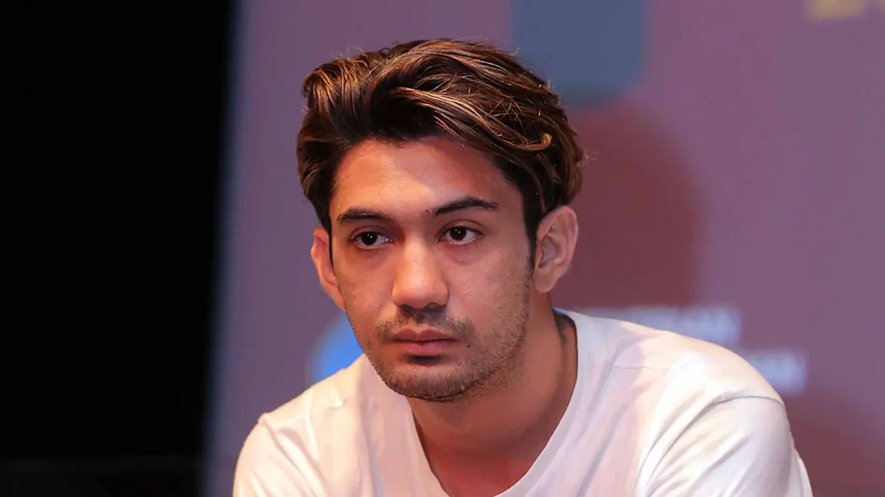 [Bintang] Reza Rahadian