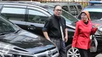 Ibu Ario Kiswinar, Aryani Soenarto bersama kuasa hukumnya tiba di Resmob Polda Metro Jaya, Jakarta, Senin (13/3). Aryani Soenarto menanyakan perkembangan perkara terlapor Mario Teguh di Resmob Polda Metro Jaya. (Liputan6.com/Herman Zakharia)