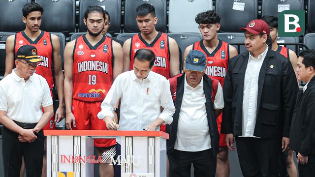 Foto: Detik-Detik Presiden Jokowi Resmikan Indonesia Arena, Siap Jadi Venue Piala Dunia Basket 2023
