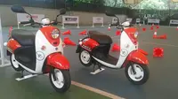 Motor listrik Yamaha bergaya retro modern seperti Yamaha Fino. (Arief/Liputan6.com)