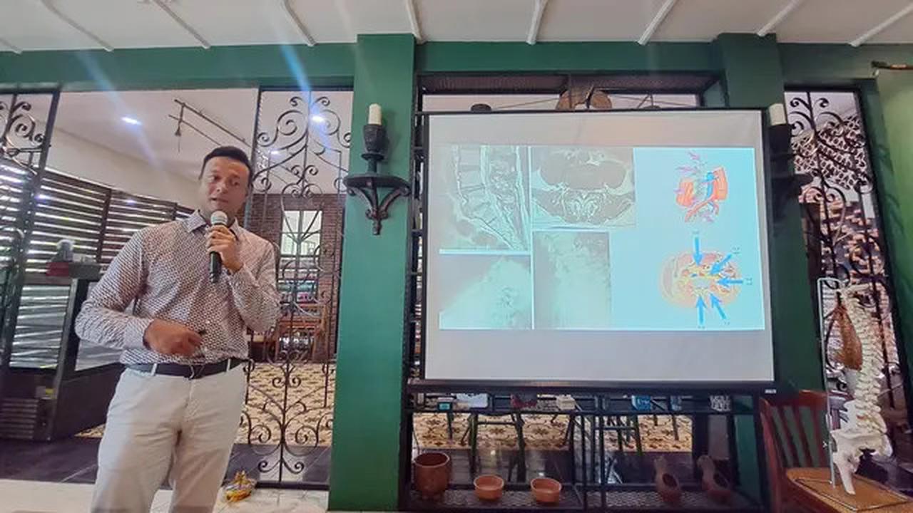 Kapan Sebaiknya Konsultasi dengan Dokter Ortopedi saat Alami Sakit Pinggang?