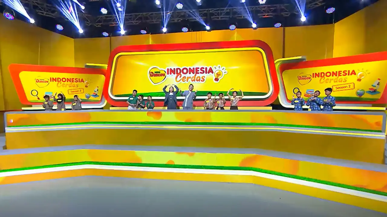 Persaingan Makin Sengit! Empat Sekolah Berebut Top 3 DANCOW Indonesia Cerdas Season 2