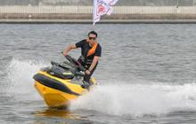 Potret Komjen Rudy 'Gajah' Main Jet Ski, Pesonanya Keren Bak Pemuda Usia 25 Tahun