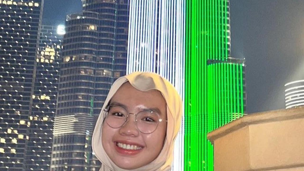 Kacamata Aviator, Desain Frame Less yang Menarik