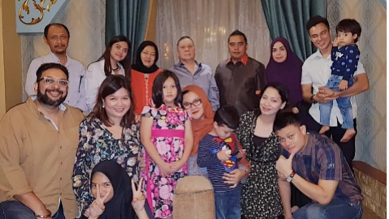 Baim Wong dan Vebby Palwinta