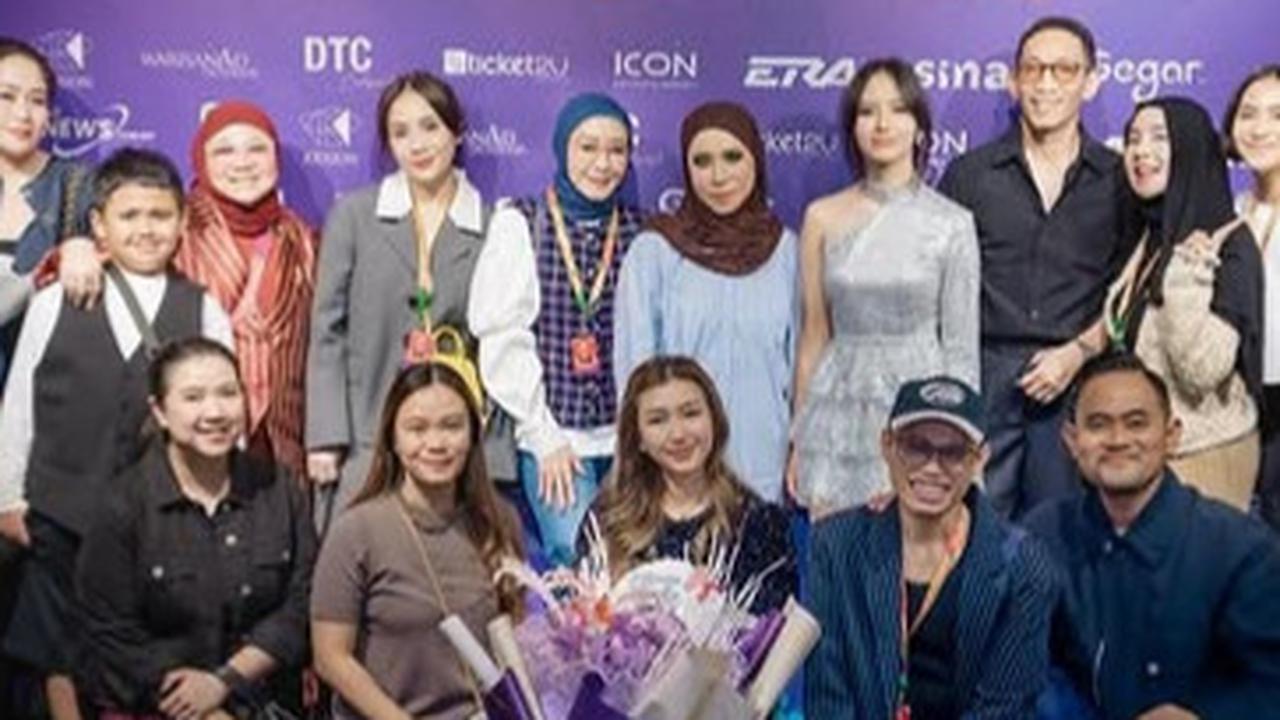 Potret Cantik Menggemaskan Nagita Slavina Bergaya Bak Anak Sekolah saat Nonton Konser Melly Goeslaw di Malaysia