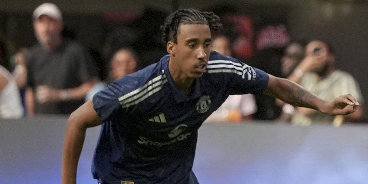 Leny Yoro Benarkan Sempat Didekati Real Madrid, Tapi Tidak Menyesal Gabung Manchester United