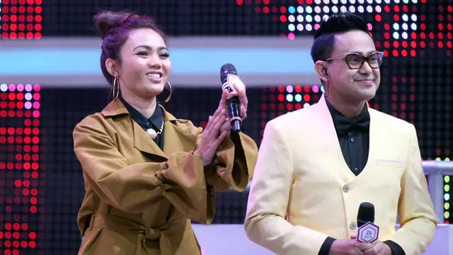 [Bintang] Irfan Hakim dan Rina Nose