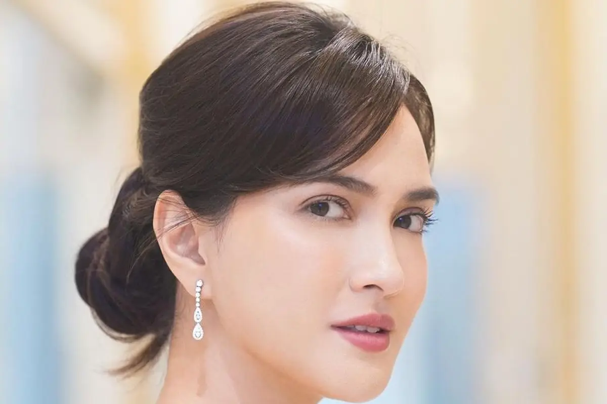 Shandy Aulia kenakan outfit off shoulder (Instagram/shandyaulia)