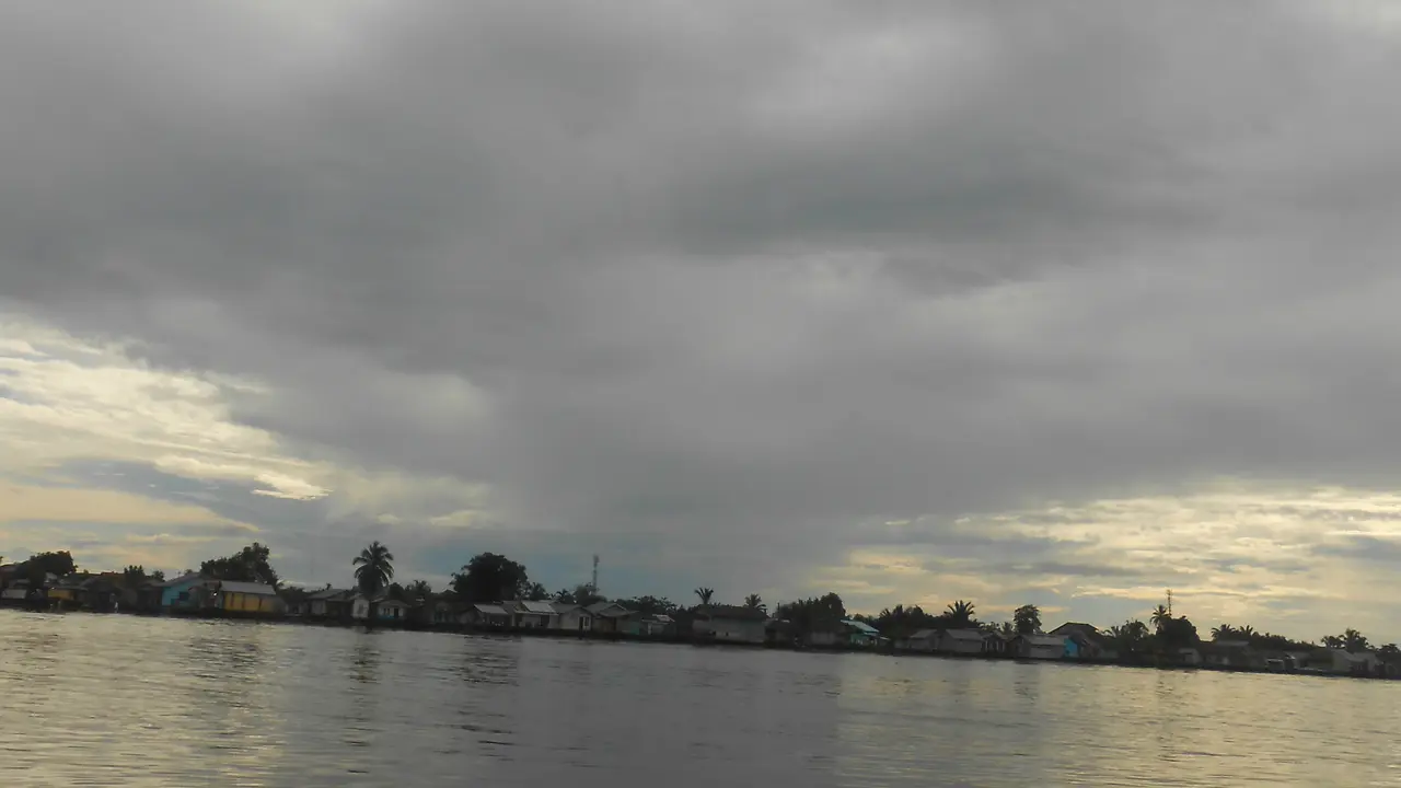 Gerhana matahari di Pontianak