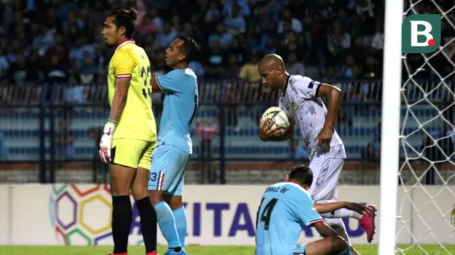 Persela Lamongan vs Tira Persikabo