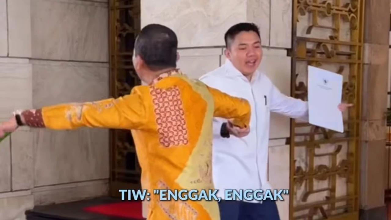 Momen Tarik-tarikan Seskab Teddy dan Menteri Bahlil