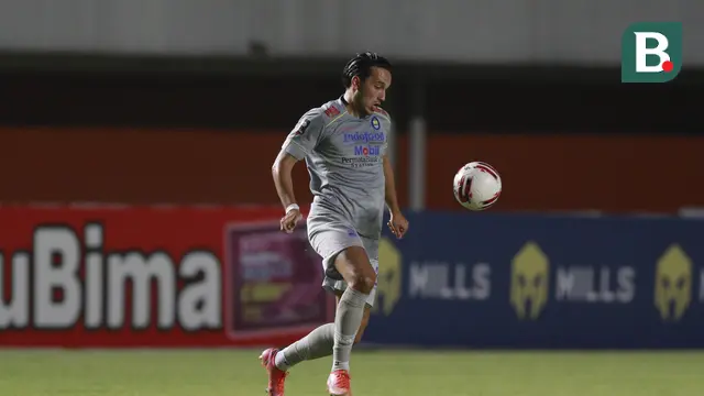 Ezra Walian