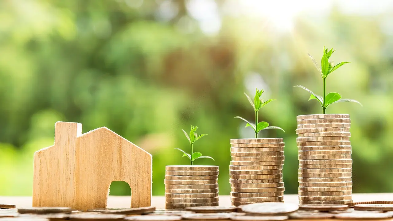 Investasi adalah