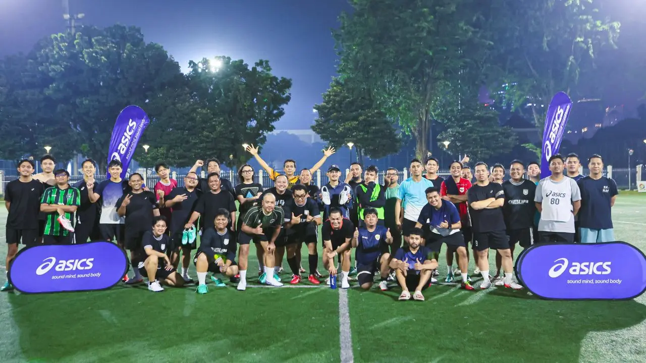 Try! Asics! Football
