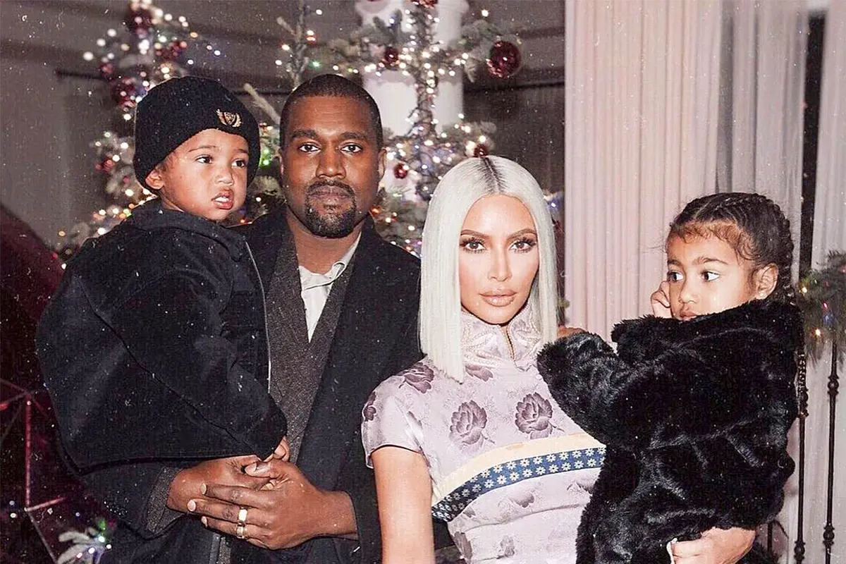 [Bintang] Kim Kardashian - Kanye West