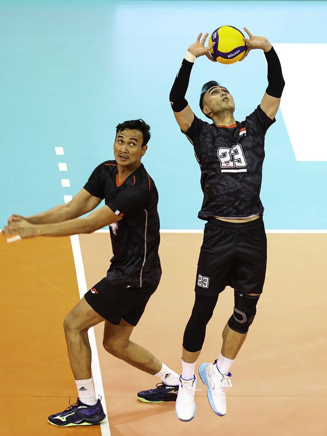 Foto: Tumbangkan Kazakhstan, Timnas Bola Voli Putra Indonesia Lolos ke Enam Besar AVC Challenge Cup 2023 for Men