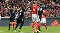 Kegembiraan MU setelah Marcus Rashford mencetak gol ke gawang Benfica. (AP Photo/Armando Franca)