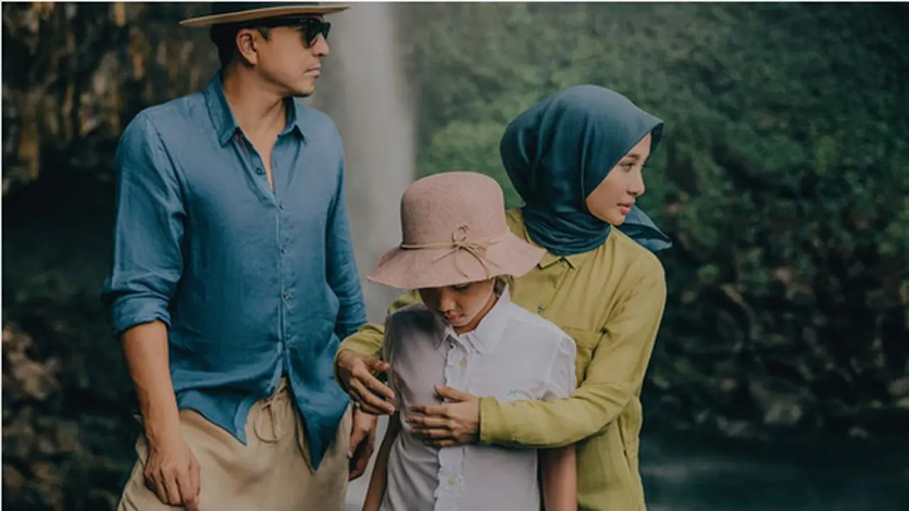 [Bintang] Laudya Cynthia Bella dan Engku Emran
