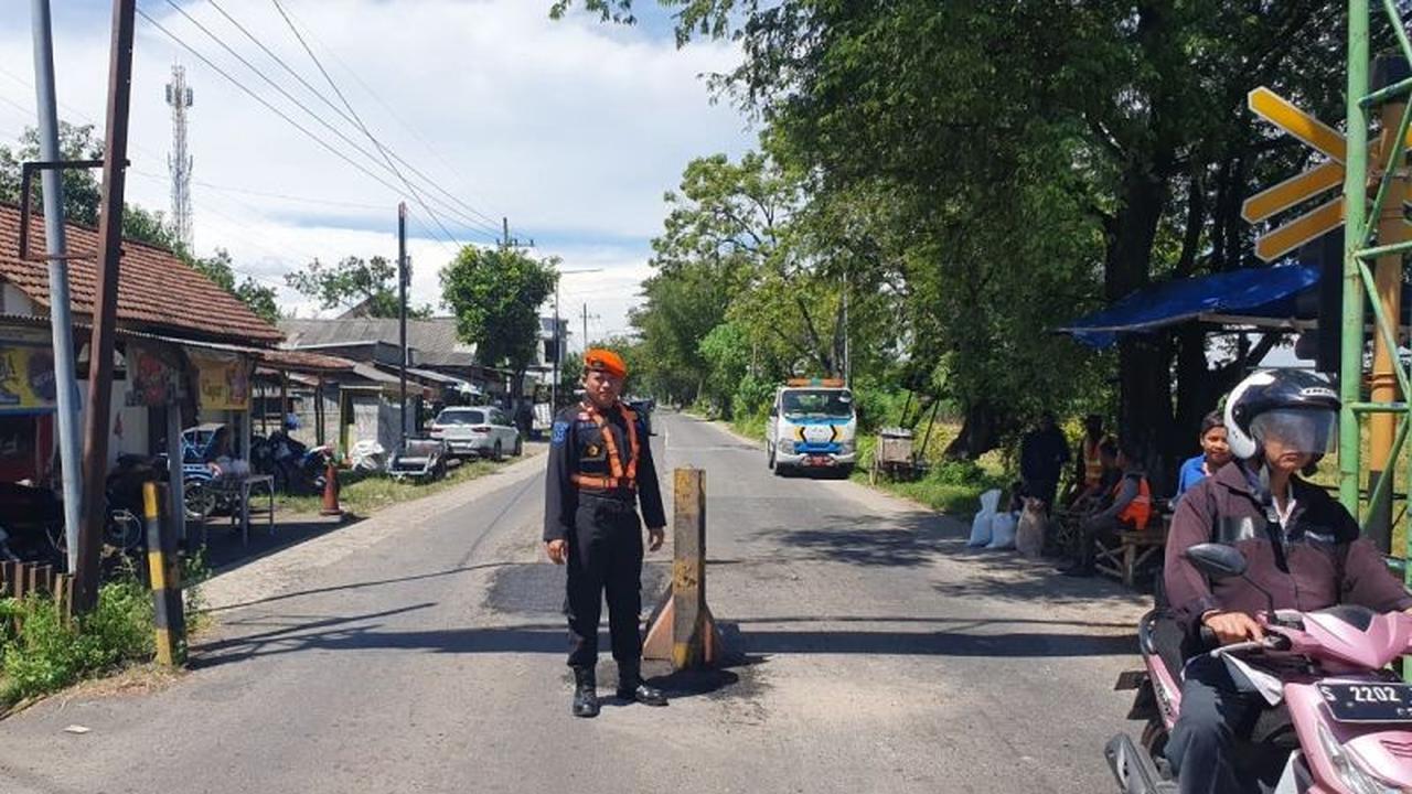 KAI Daop 7 Lakukan Penyempitan Pelintasan Sebidang di Jombang, Tingkatkan Keselamatan Mudik Lebaran 2026