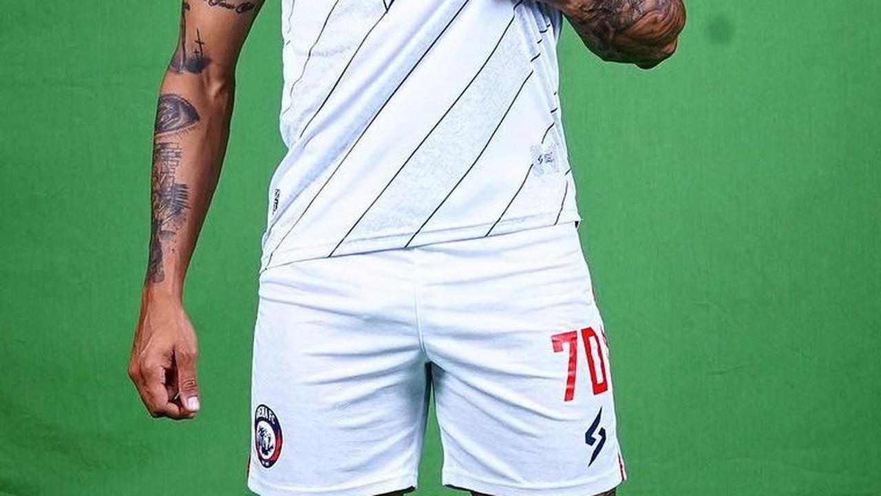Mengutip situs Transfermarkt, sebelum menjadi pesepak bola di Indonesia, Gustavo Almeida sebelumnya malang melintang di berbagai liga Asia dan Amerika Selatan<br>
