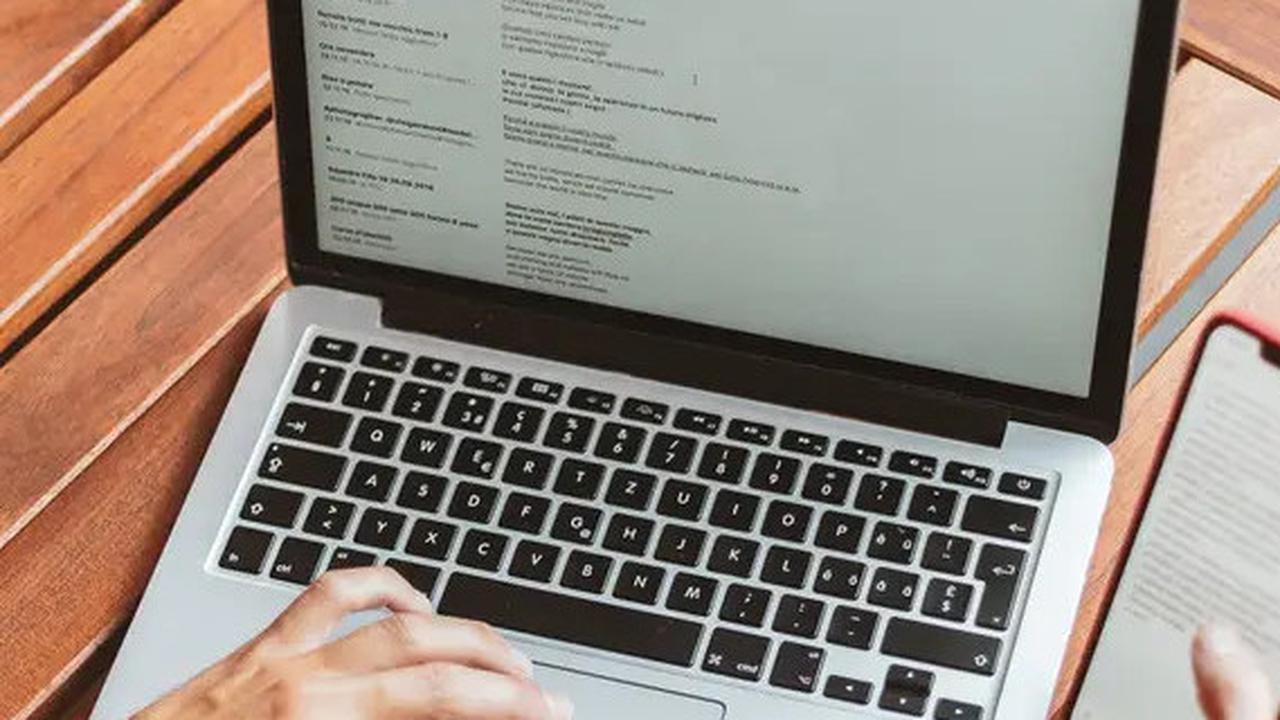 Survei: Gen Z Ternyata Lebih Percaya Review Influencer Dibanding Iklan Tradisional