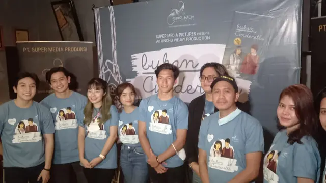 Fuji bermain dalam film Bukan Cinderella
