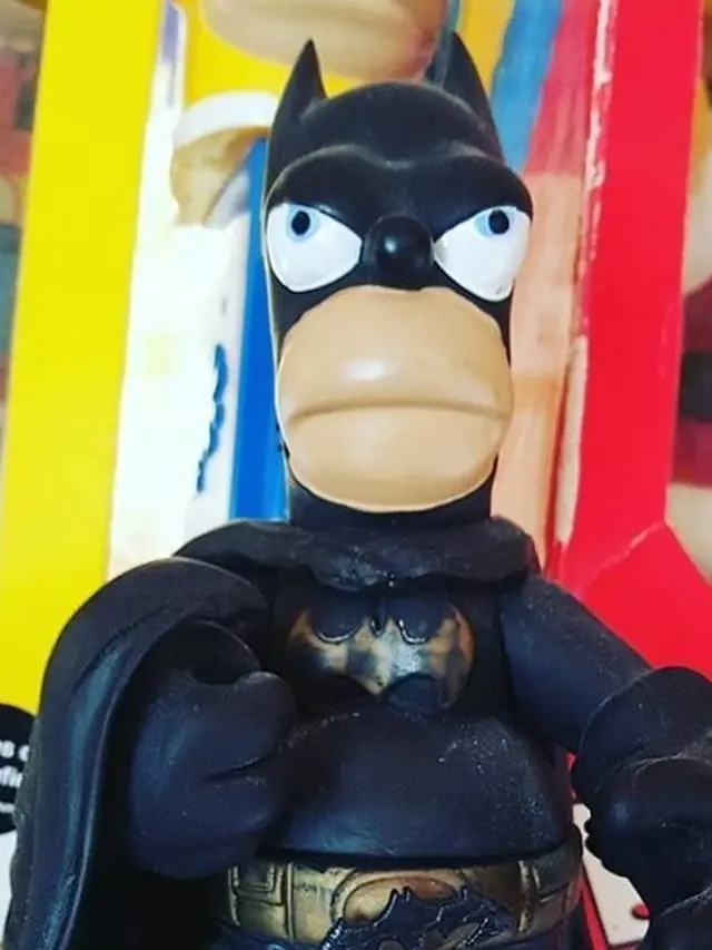 8 Potret Action Figure Batman Ini Nyeleneh, Bikin Geleng Kepala