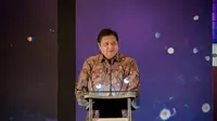 Menteri Koordinator Bidang Perekonomian Airlangga Hartarto memberikan keynote speech pada acara Penganugerahan Bisnis Indonesia Award 2022 dengan tema &ldquo;Bangkit pada Tahun Perubahan&rdquo;, Senin (15/8/2022). (Sumber ekon.go.id)
