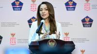 Juru Bicara Satgas Penanganan COVID-19 dr Reisa Broto Asmoro menyampaikan rata-rata kasus aktif di berbagai daerah cenderung mengalami penurunan saat konferensi pers di Kantor Presiden, Jakarta, Senin (14/9/2020). (Biro Pers Sekretariat Presiden/Muchlis Jr)
