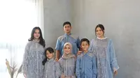 15 Rekomendasi Baju Pasangan untuk Lebaran Tahun 2024: Bikin Penampilan Stylish  dan Kompak