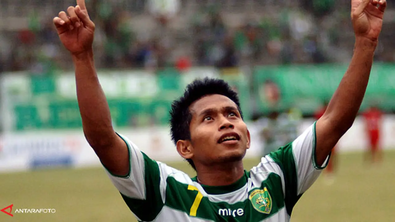 andik-persebaya-130708a.jpg