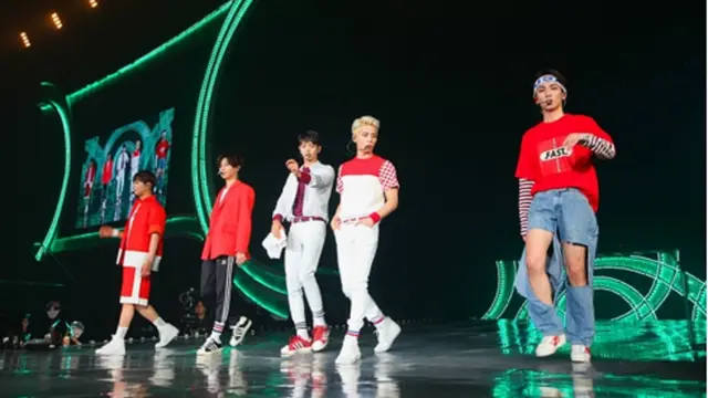 SHINee