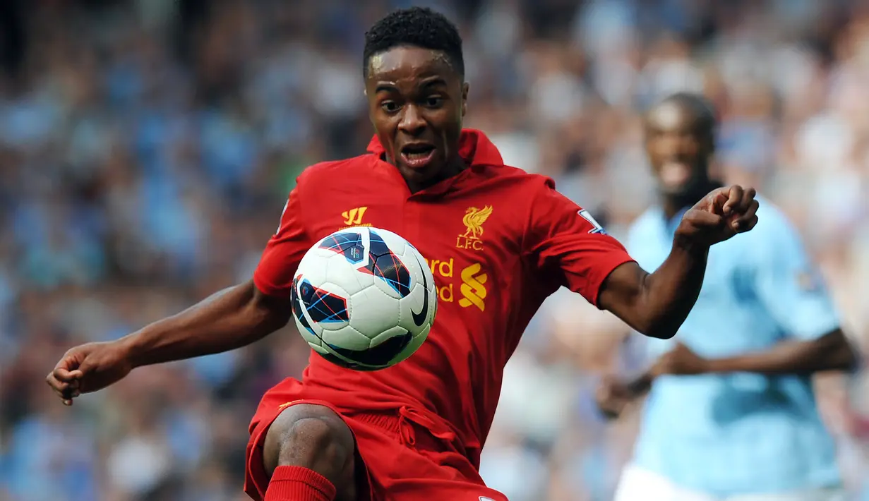 Raheem Sterling - Sterling dibeli Manchester City  dari Liverpool dengan transfer senilai 63,7 juta pada 2015. (AFP/Paul Ellis)