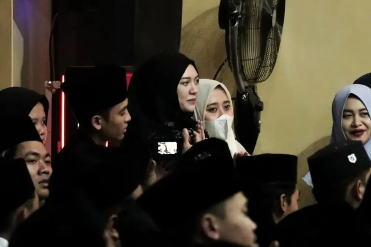 Happy Asmara Ultah ke-24