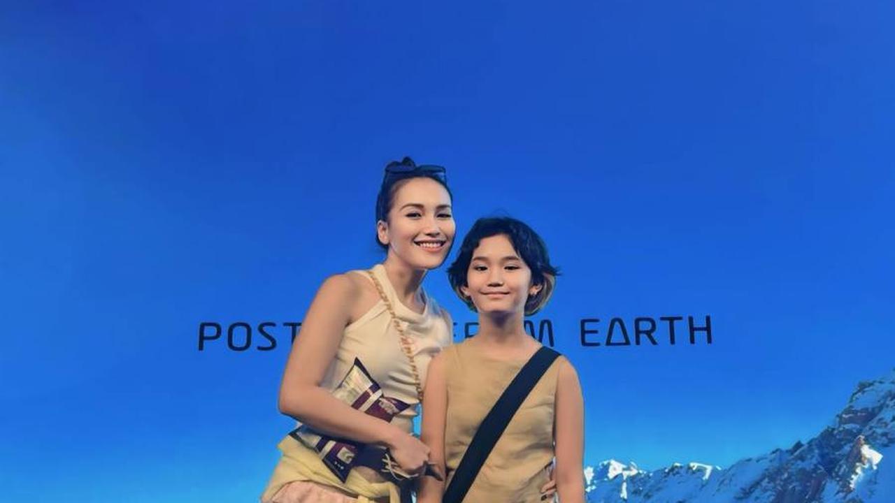 Putrinya Ayu Ting Ting Sangat Fashionable