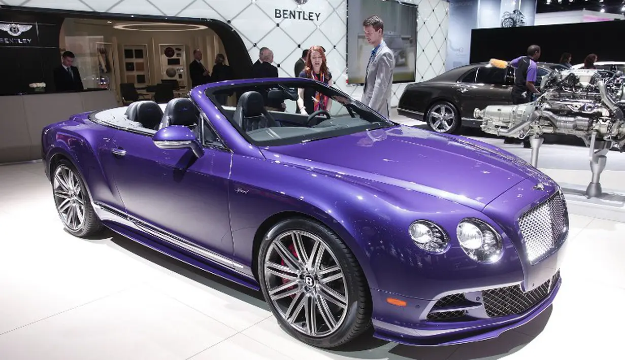 The Bentley GT Speed Convertible ditampilkan di The North American International Auto Show di Detroit, Michigan, pada 13 Januari 2015. (AFP Photo/Bill Pugliano)