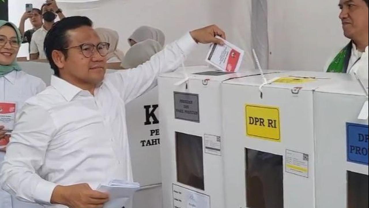Ketua Umum Partai Kebangkitan Bangsa, Muhaimin Iskandar tak ingin berbicara soal posisi partai menjadi oposisi atau gabung pemerintah.