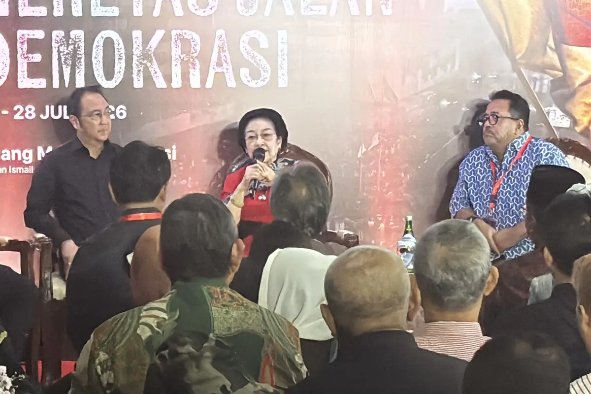 Megawati saat berpidato pada peringatan 30 tahun Peristiwa Kudatuli di Taman Ismail Marzuki (TIM), Cikini, Jakarta Pusat, Selasa (21/7/2026).