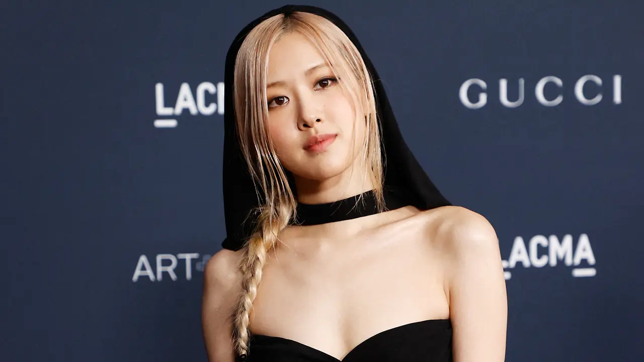 Rose Blackpink Tampil Anggun Nan Seksi di LACMA Art+Film Gala