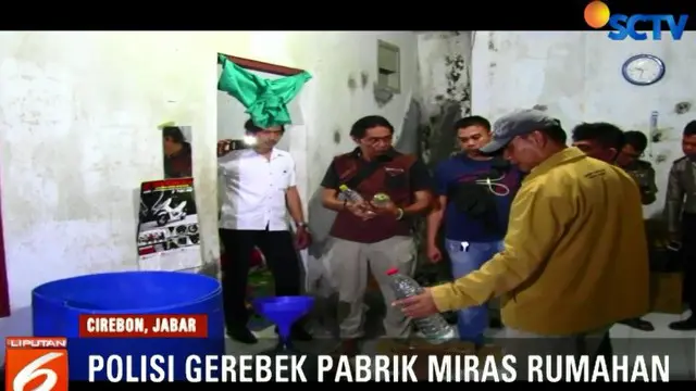 Polisi Gerebek Rumah Produsen Miras Oplosan di Karawang