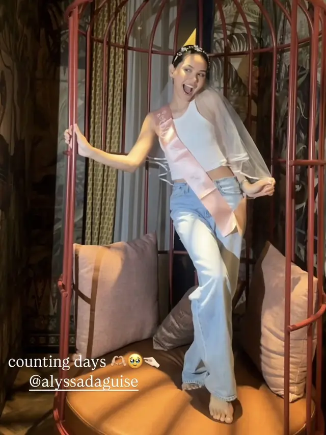 Alyssa Daguise saat Diberikan Kejutan Bridal Shower.