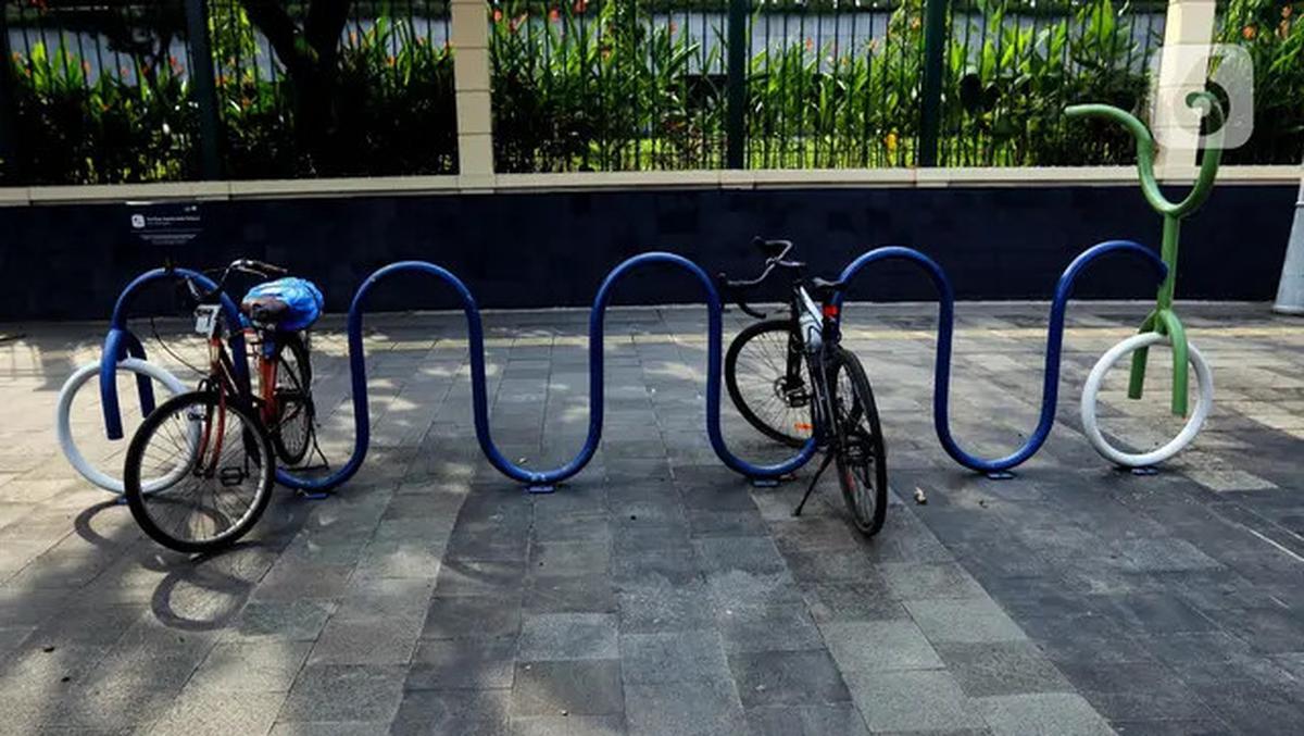 Fasilitas Pesepeda di Jakarta, Hidup Segan Mati Tak Mau