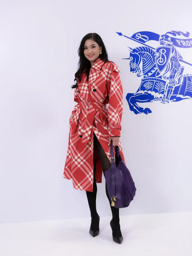 6 Inspirasi Padu Padan Outfit Kotak-kotak dari Aaliyah Massaid, Syifa Hadju, hingga Nia Ramadhani