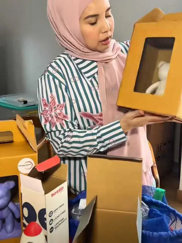 Mengintip Isi Hampers Ulang Tahun Rayyanza