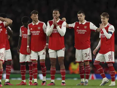 Dalam 6 musim terakhir, Arsenal tercatat 5 kali berlaga di kompetisi kasta kedua Eropa, yaitu di Liga Europa. Dari 5 kali keikutsertaan The Gunners, tim Meriam London selalu gagal finis menjadi juara meski sempat satu kali tampil di partai final. Berikut ini 5 tim yang mampu menyingkirkan Arsenal di ajang Liga Europa. (AP Photo/Ian Walton)