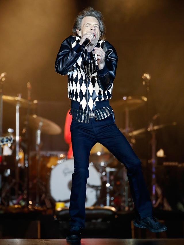 Penampilan Memukau Mick Jagger di Konser Rolling Stones