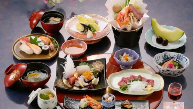 Langsing dan Awet Muda, Ini 6 Rahasia Unik Makanan Wanita Jepang