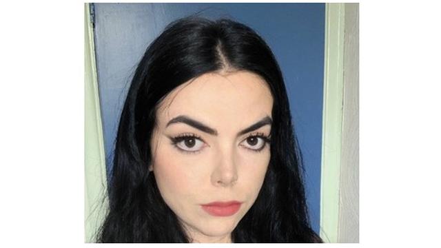 5 Potret Lorun Elisabeth, Wanita yang Viral Mirip Michael Jackson